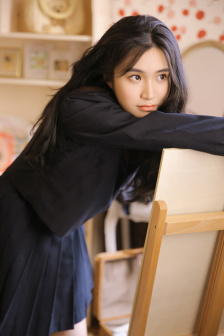女人被爽到呻吟视频动态图